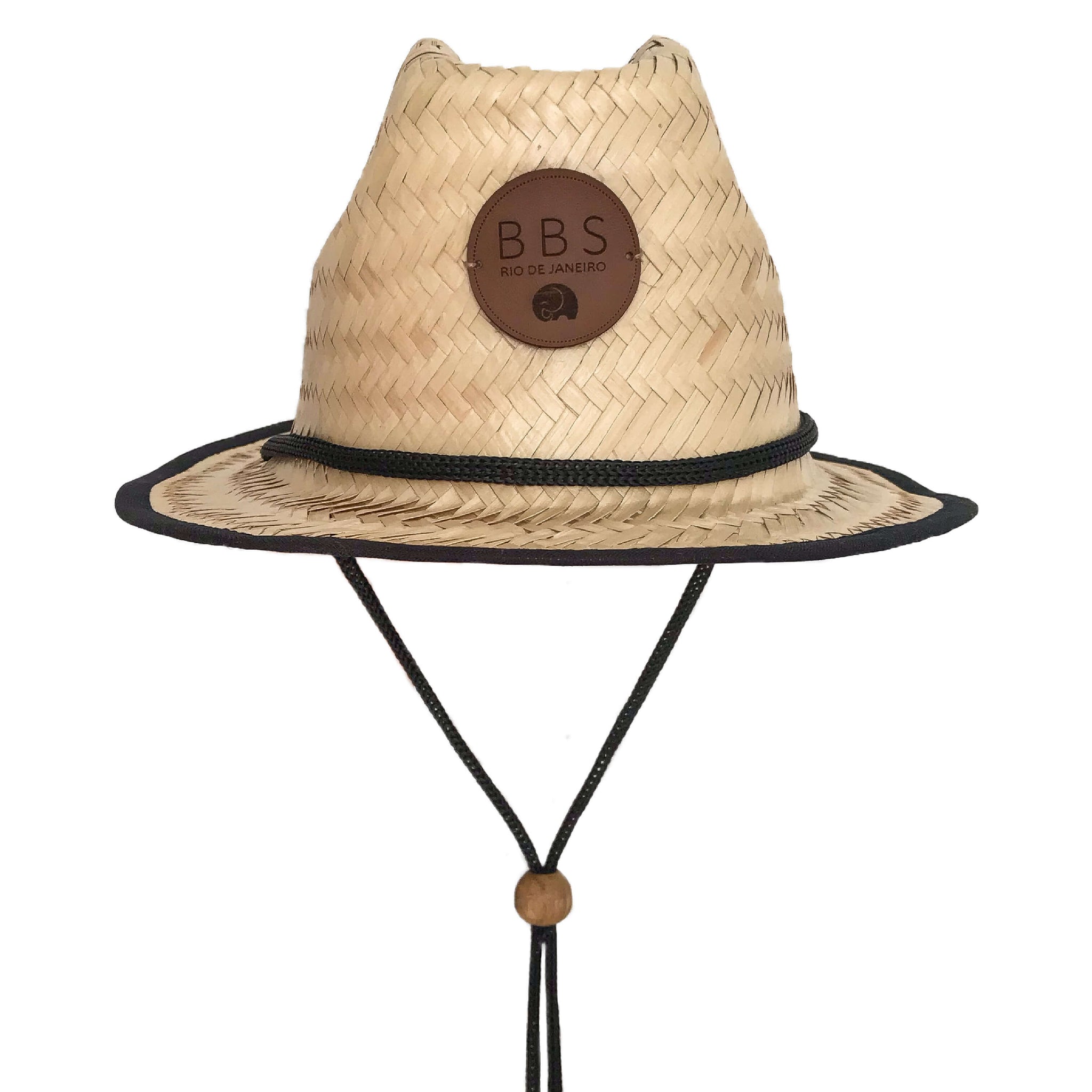 Chapéu de palha unissex para bebês e criança estilo "fisherman", também conhecido como chapéu do surf. É unissex, com detalhe em tecido preto e alças reguláveis. Para curtir a praia, o sol e a natureza com estilo e proteção